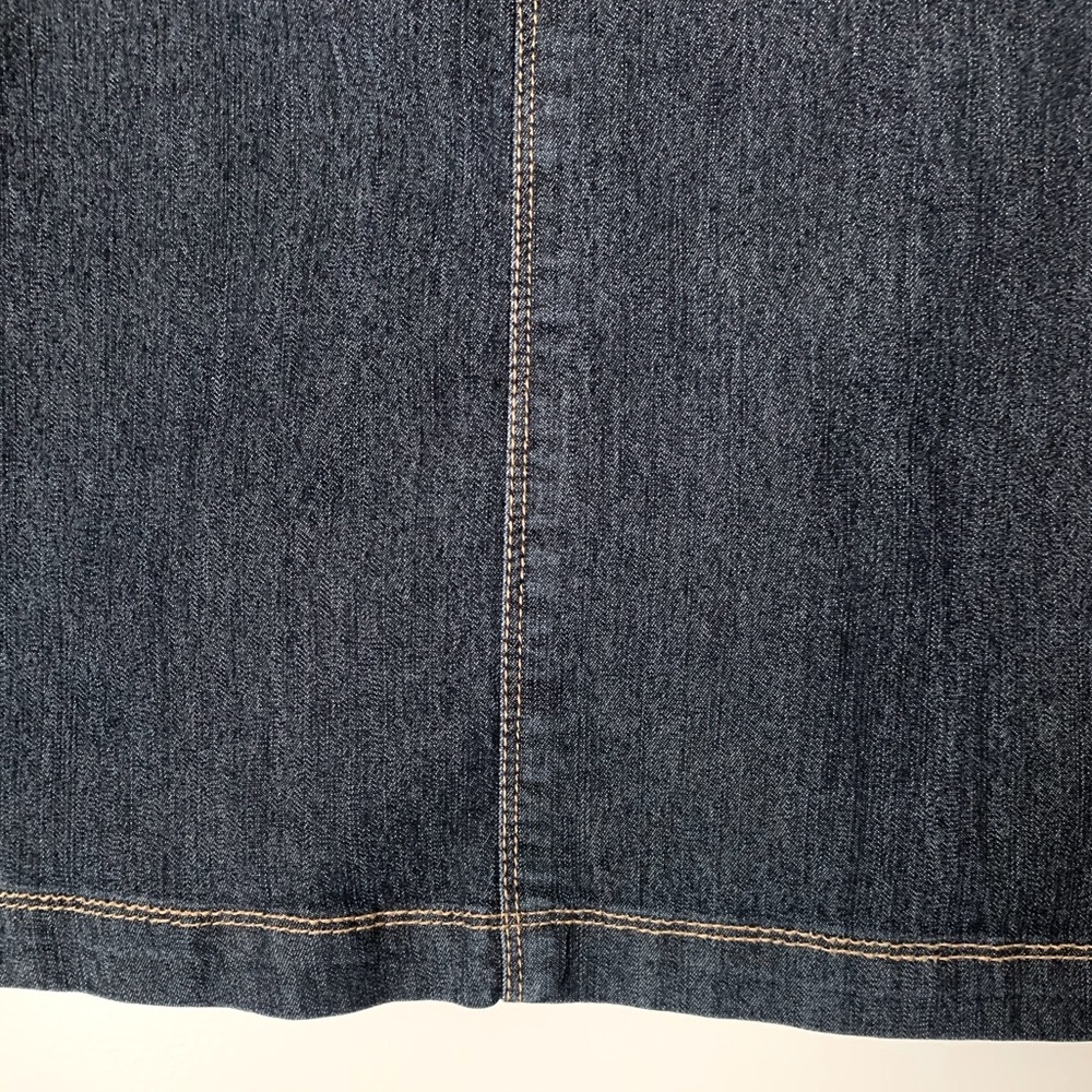 Reitmans size 9 jean skort - Picture 7 of 12